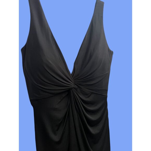 NWT STUNNING “laundry by Shelli Segal” LBD Size 4 - FLATTERING - COMFORTABLE! - Picture 3 of 8
